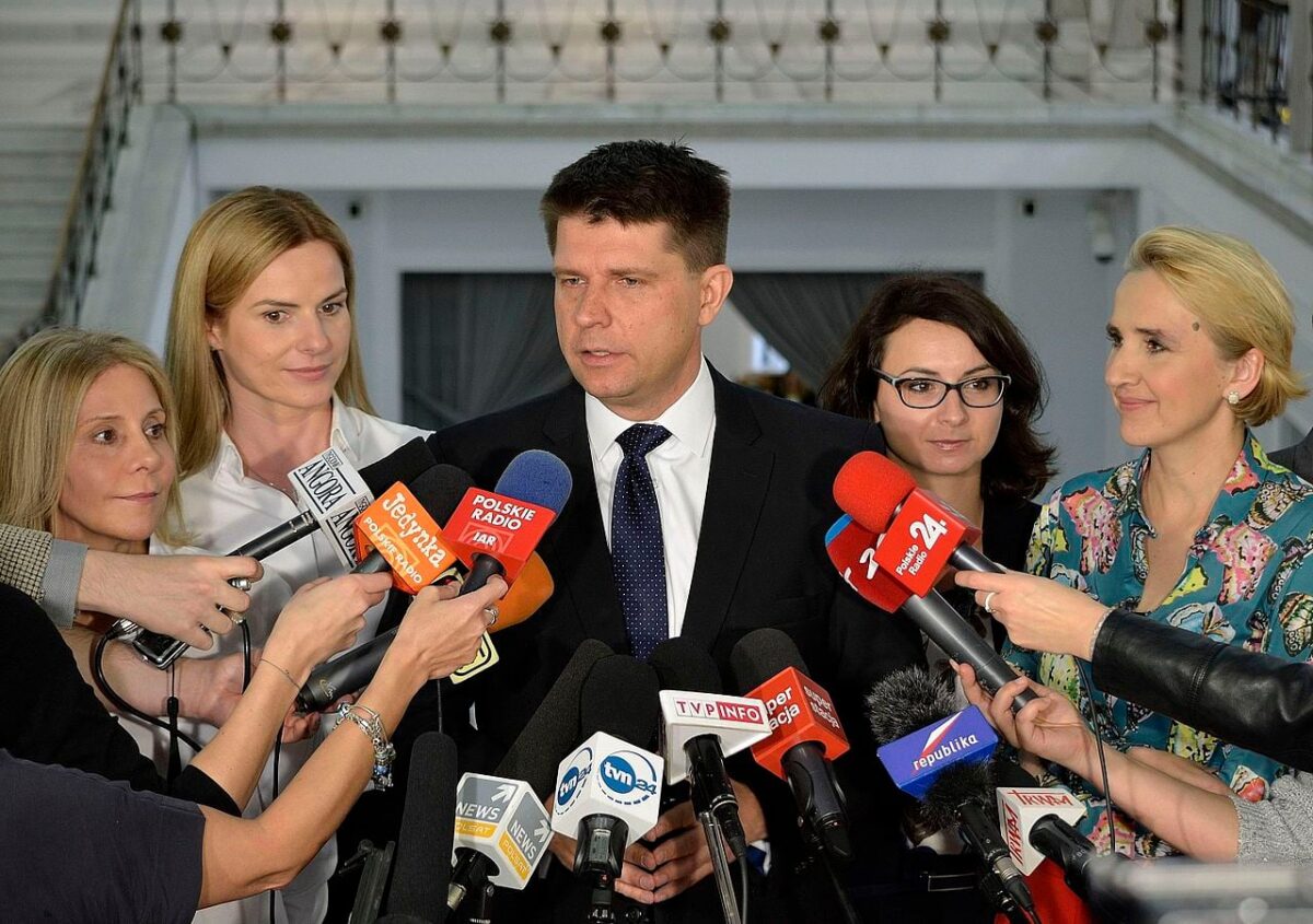 Ryszard Petru wraca do gry. Kulisy wejścia do rządu Tuska