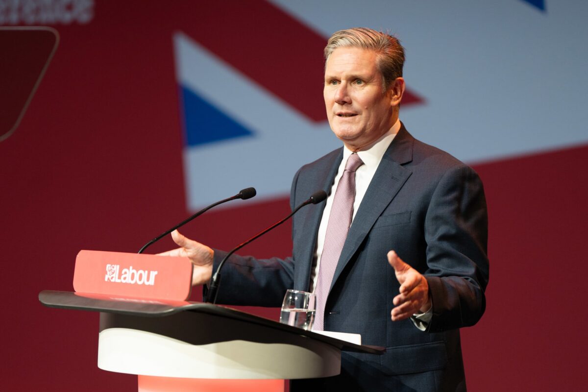 Epstein, Starmer i Farage. Brytyjska polityka w punkcie zwrotnym