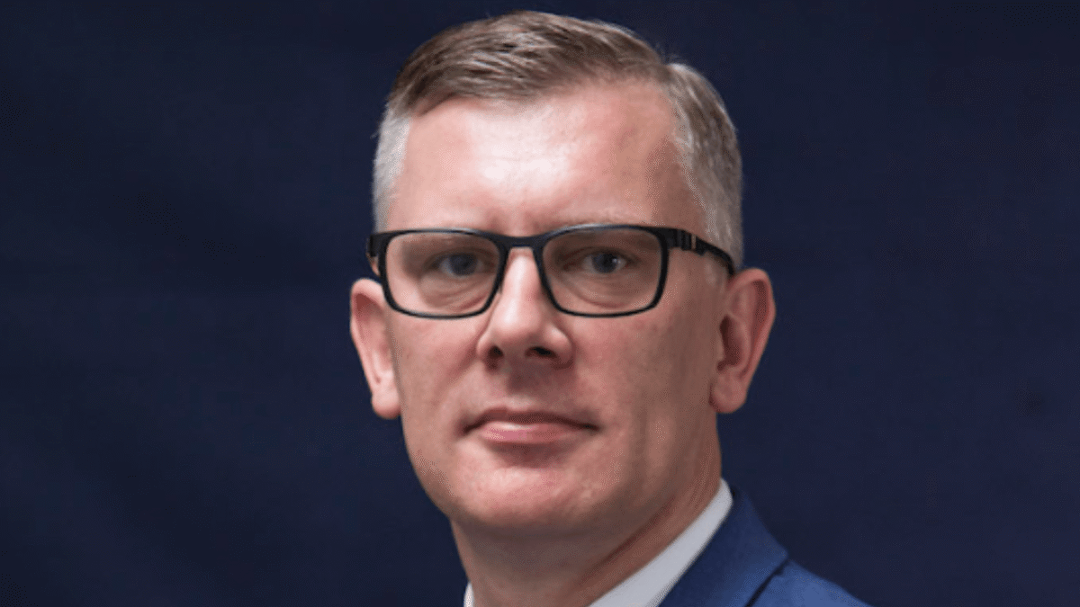 Rzecznik Jacek Dobrzyński manipuluje opinią publiczną w sprawie Sławomira Cenckiewicza