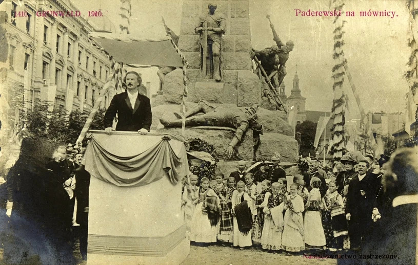 Ignacy Jan Paderewski podczas odsłonięcia pomnika grunwaldzkiego w Krakowie 15 lipca 1910 r. Fot. Biblioteka Narodowa 