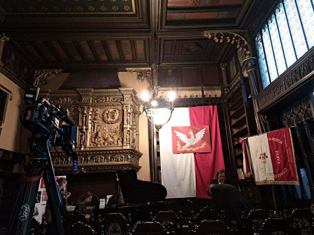 Dom Kombatanta w Paryżu zagrożony. Krzysztof Walendzik: To jest pomnik naszych bohaterów, a pomnikami się nie kupczy