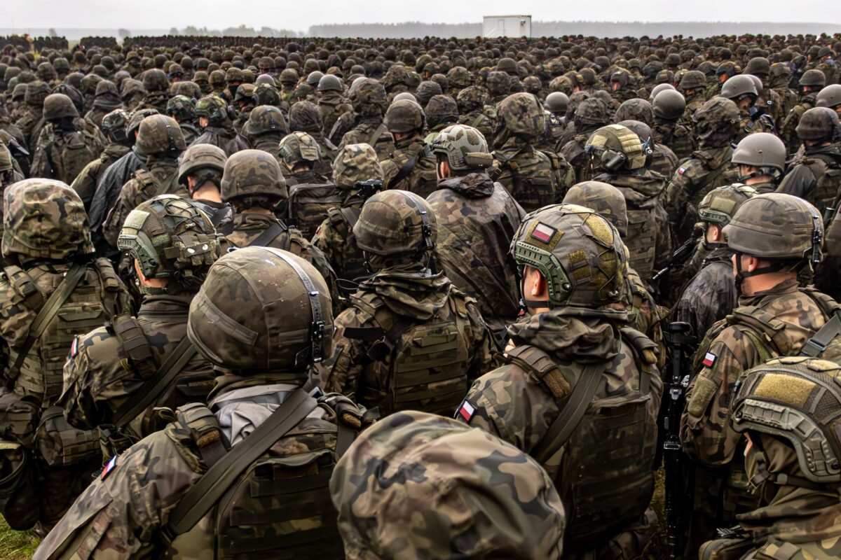 Polska traci wpływy w NATO? Eksperci: sami osłabiamy swoją pozycję