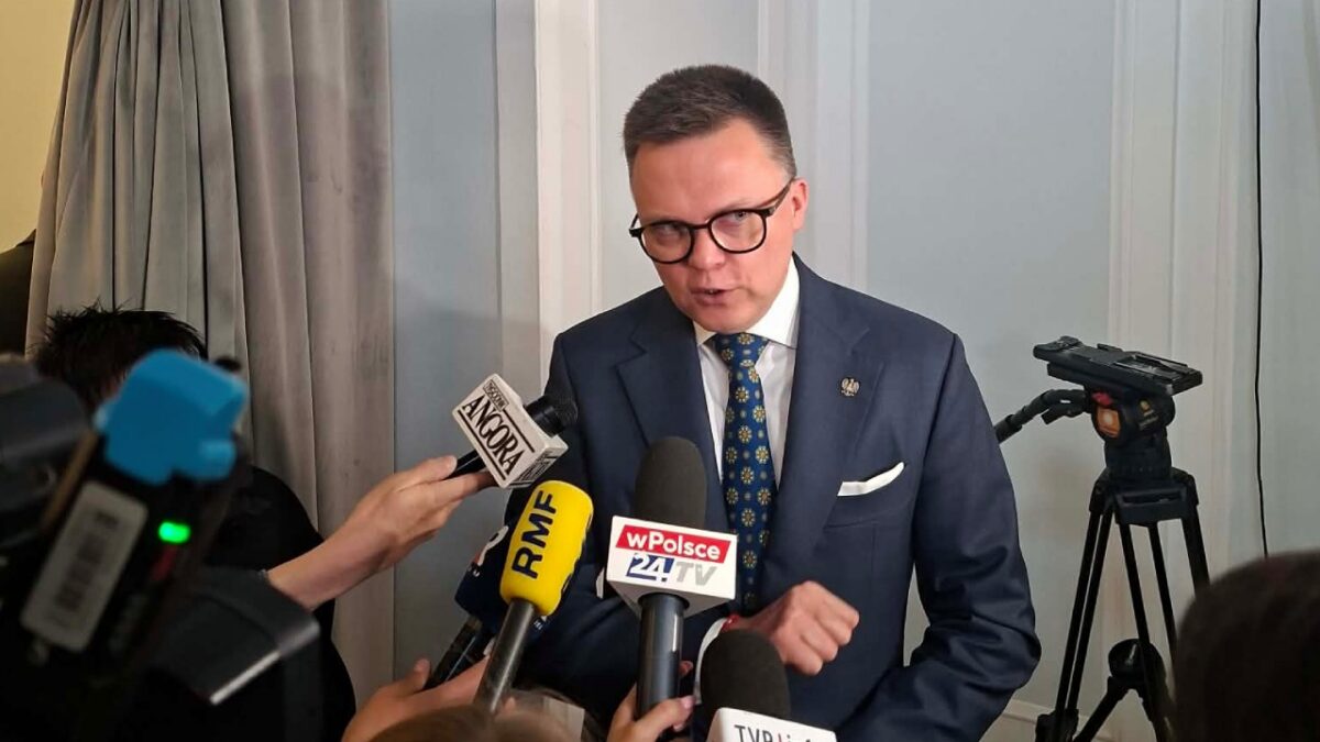 Hołownia: Czekają nas dwa Trybunały Konstytucyjne