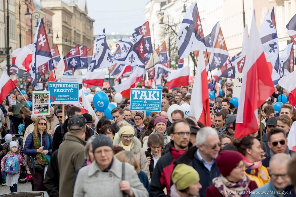 Narodowy Marsz Życia przejdzie przez Warszawę. „Chcemy pokazać chrześcijańskie korzenie Polski”