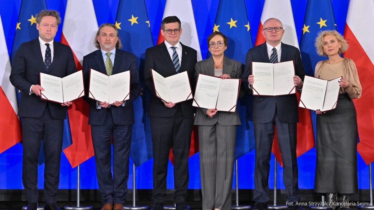Ludzie obecnej władzy w TK. Wybranowski wskazuje cztery nazwiska