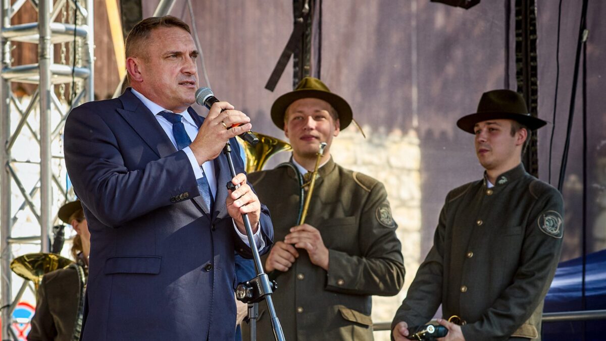 „Rolnicy są zostawieni sami sobie”. Narasta gniew przed protestem