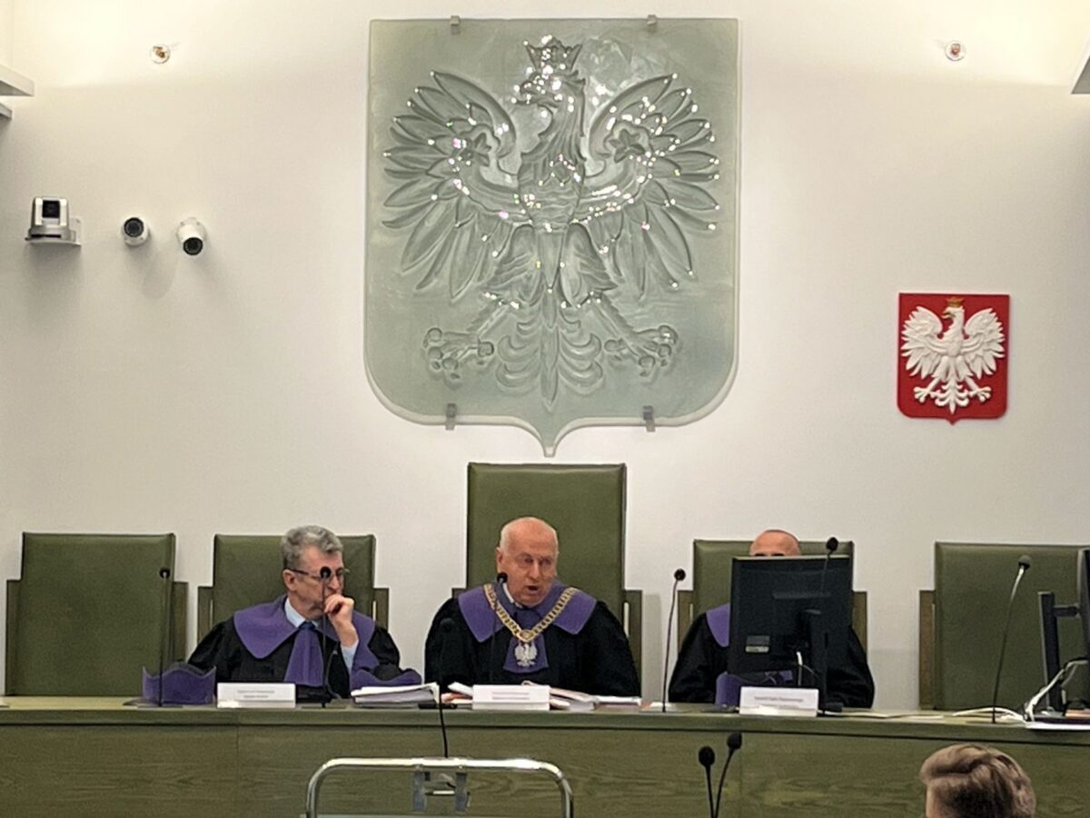 Historyczna mowa sędziego Wiesława Kozielewicza. Radio Wnet jako jedyne medium utrwaliło wystąpienie o „procesach kiblowych”